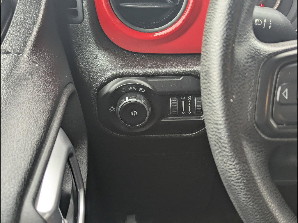 Used 2019 Jeep Wrangler Unlimited Sport image 27
