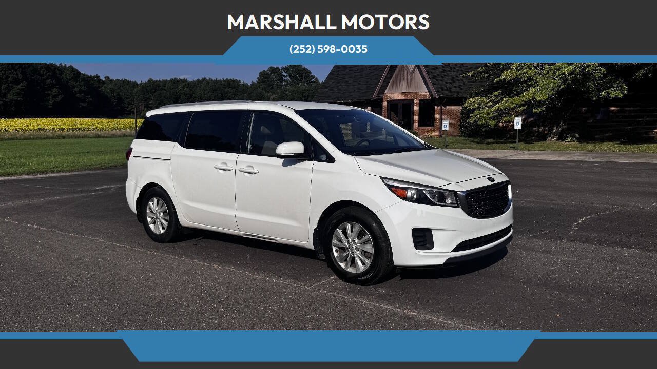 Used 2016 Kia Sedona LX w/ Option Group 020 FWD image 1