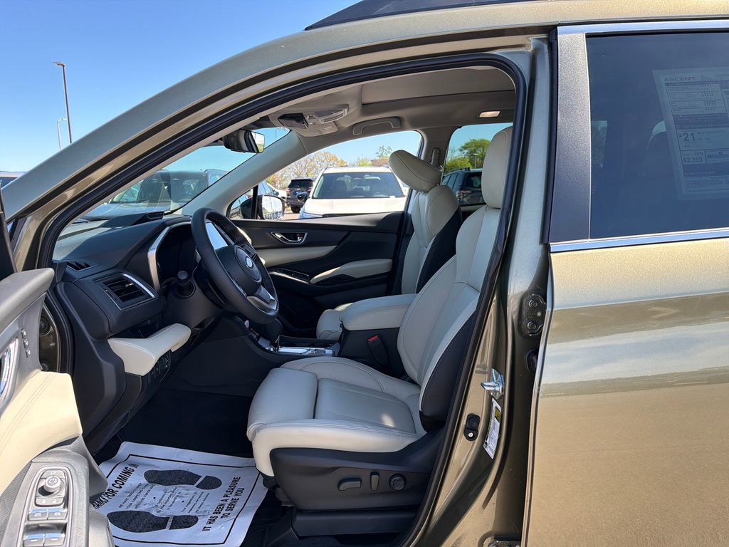 New 2026 Subaru Ascent Limited image 16