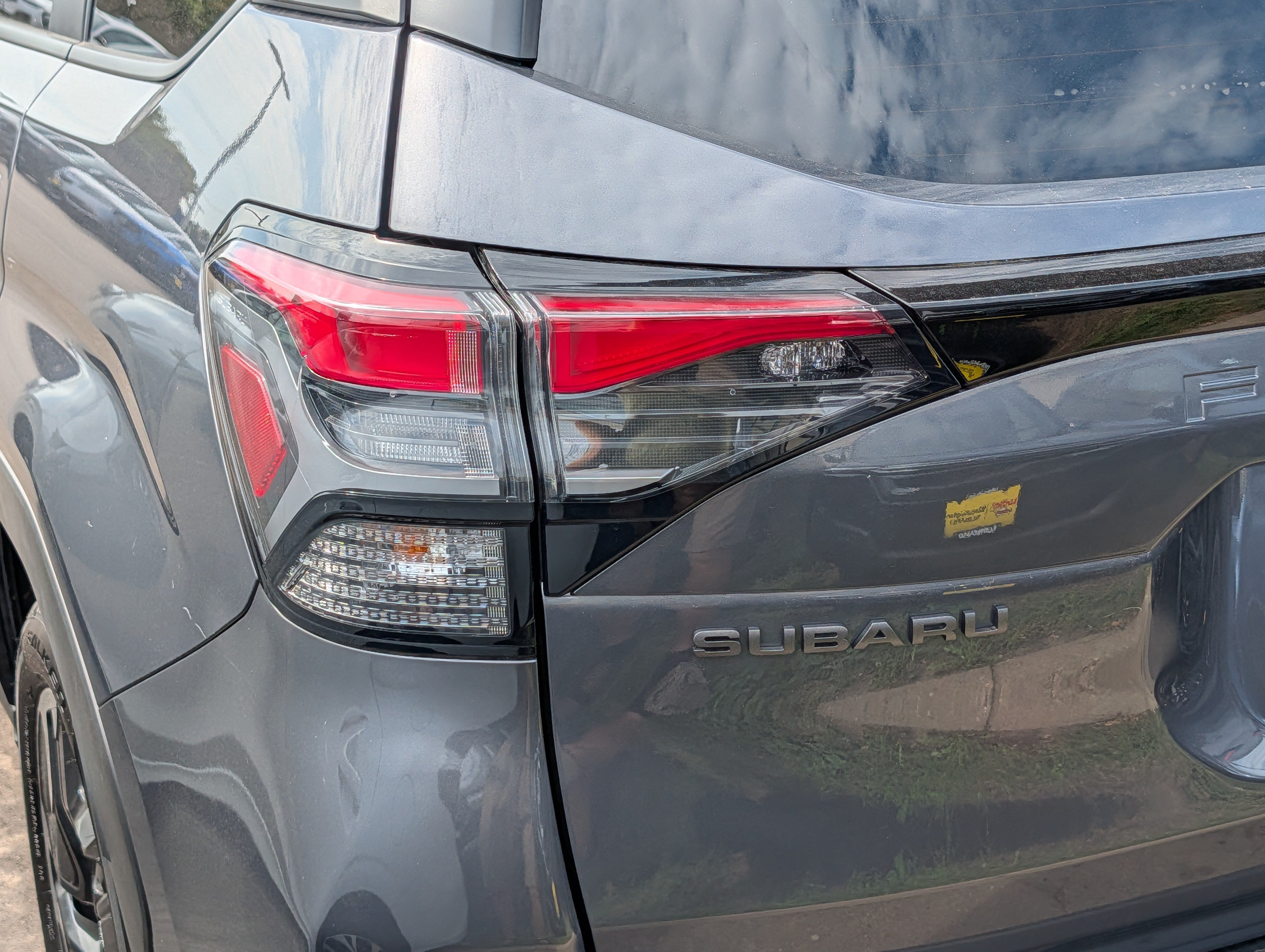 Used 2025 Subaru Forester Premium AWD/4WD image 17