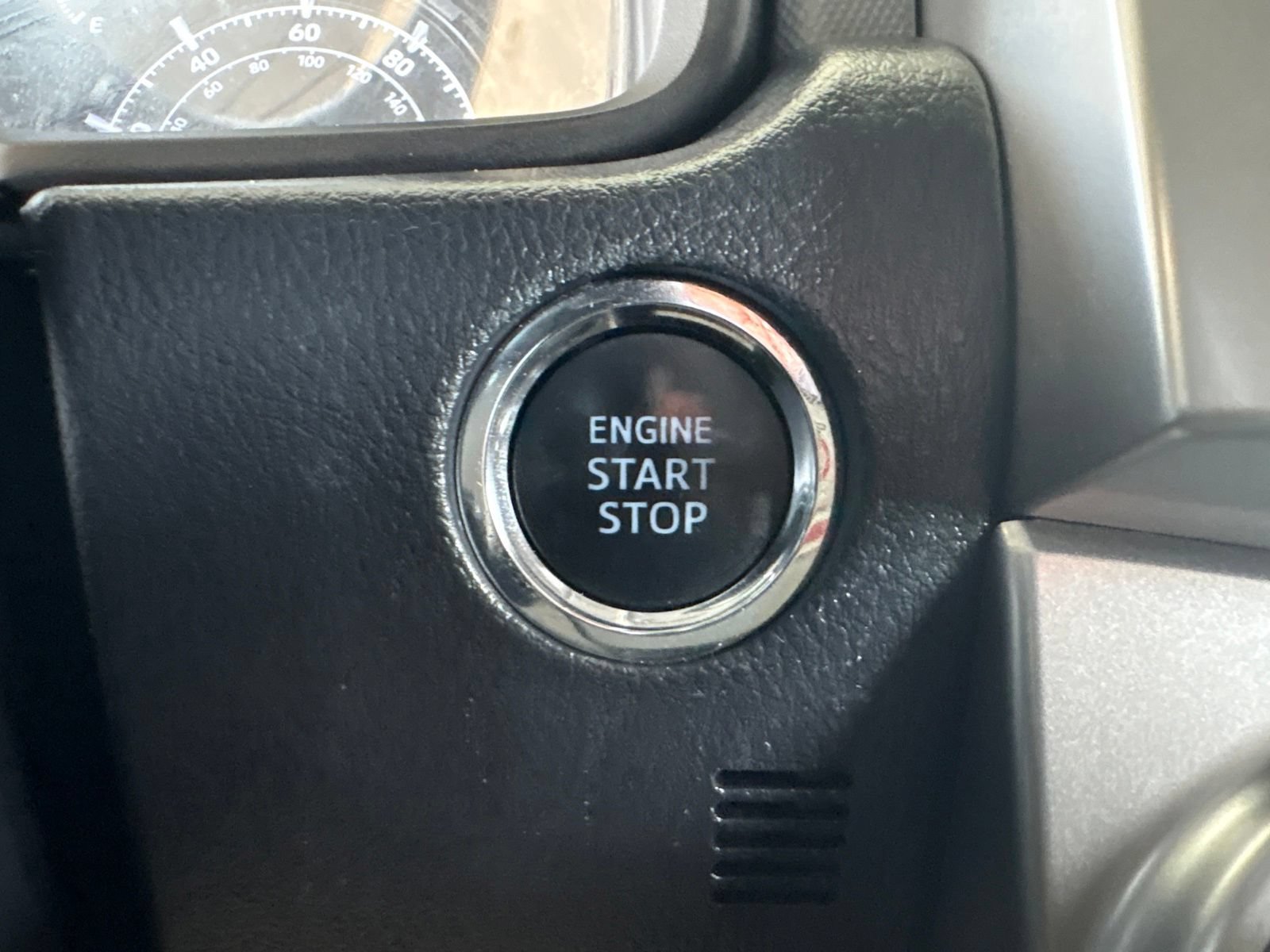 Used 2021 Toyota 4Runner SR5 Premium w/ Moonroof Package RWD image 25