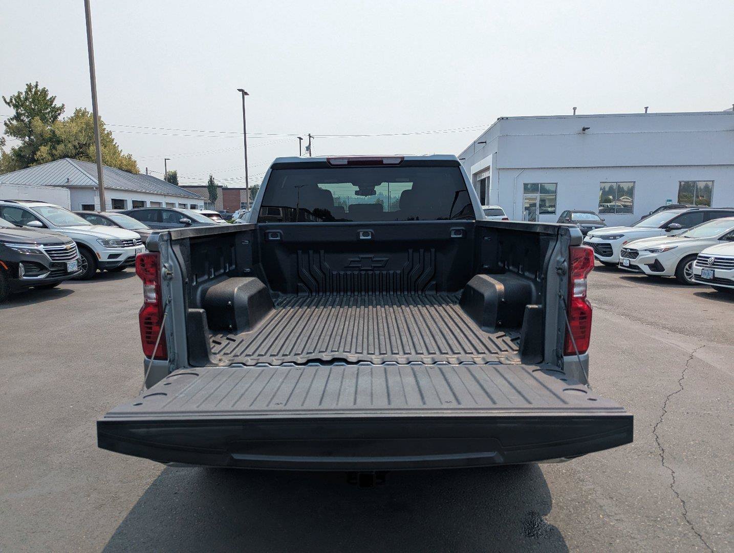 Used 2024 Chevrolet Silverado 1500 LT AWD/4WD image 28