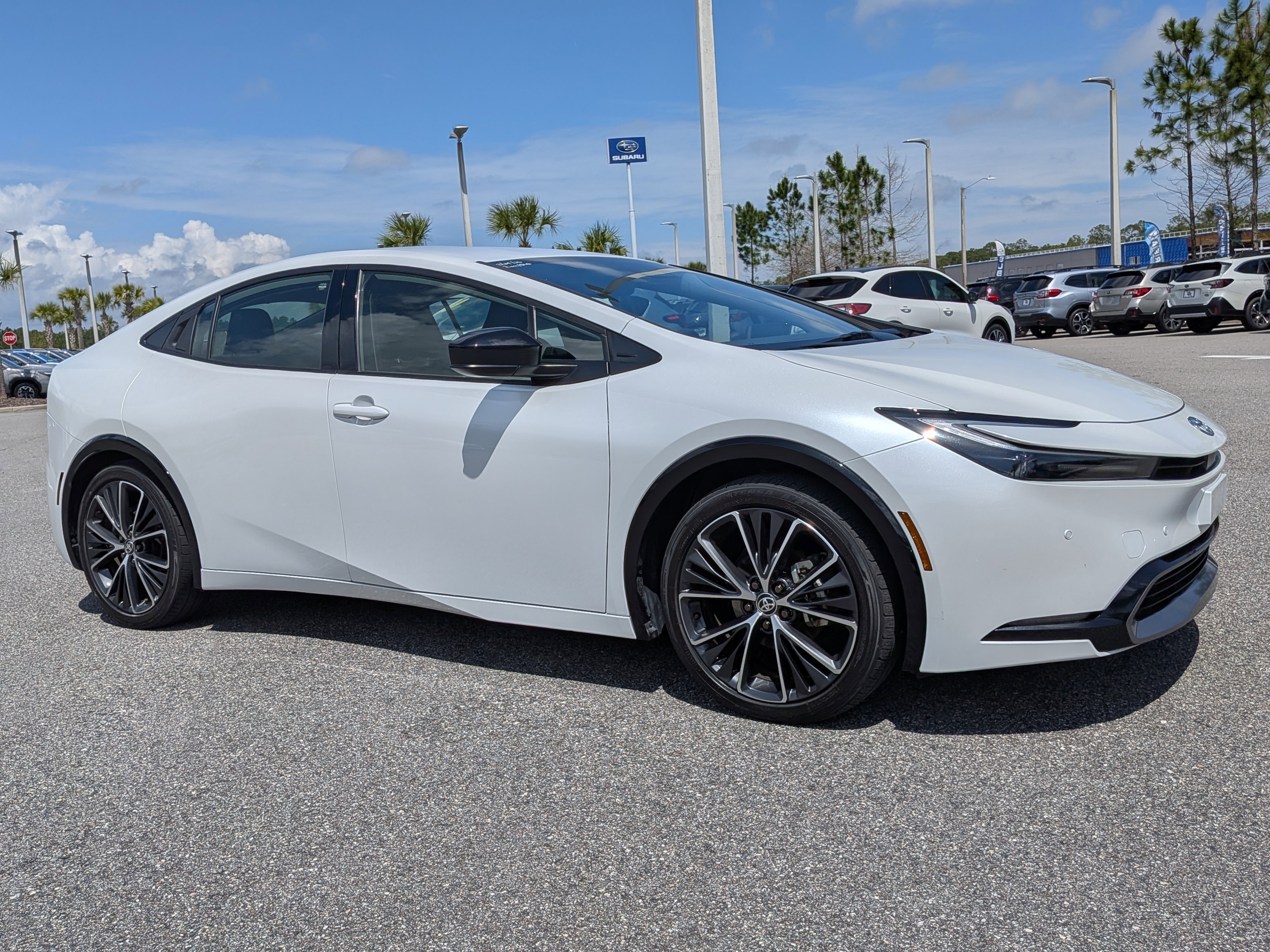 Used 2024 Toyota Prius XLE image 2