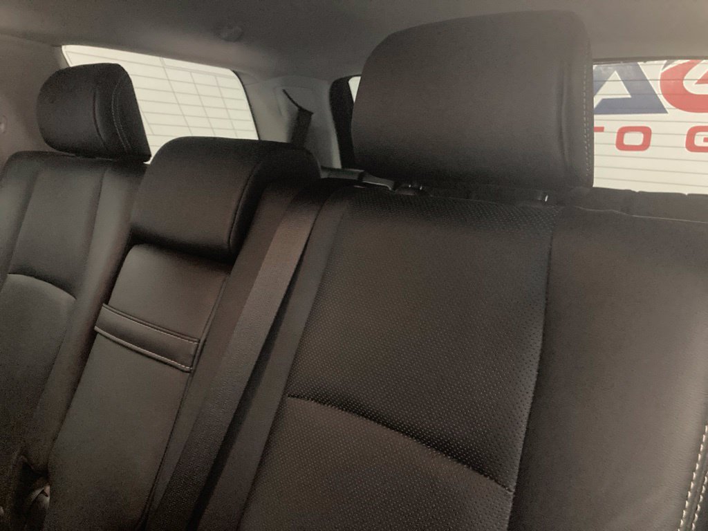 Used 2023 Toyota 4Runner Limited AWD/4WD image 32