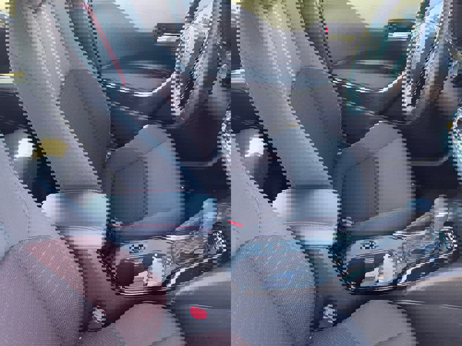 Used 2024 Toyota Corolla SE image 12