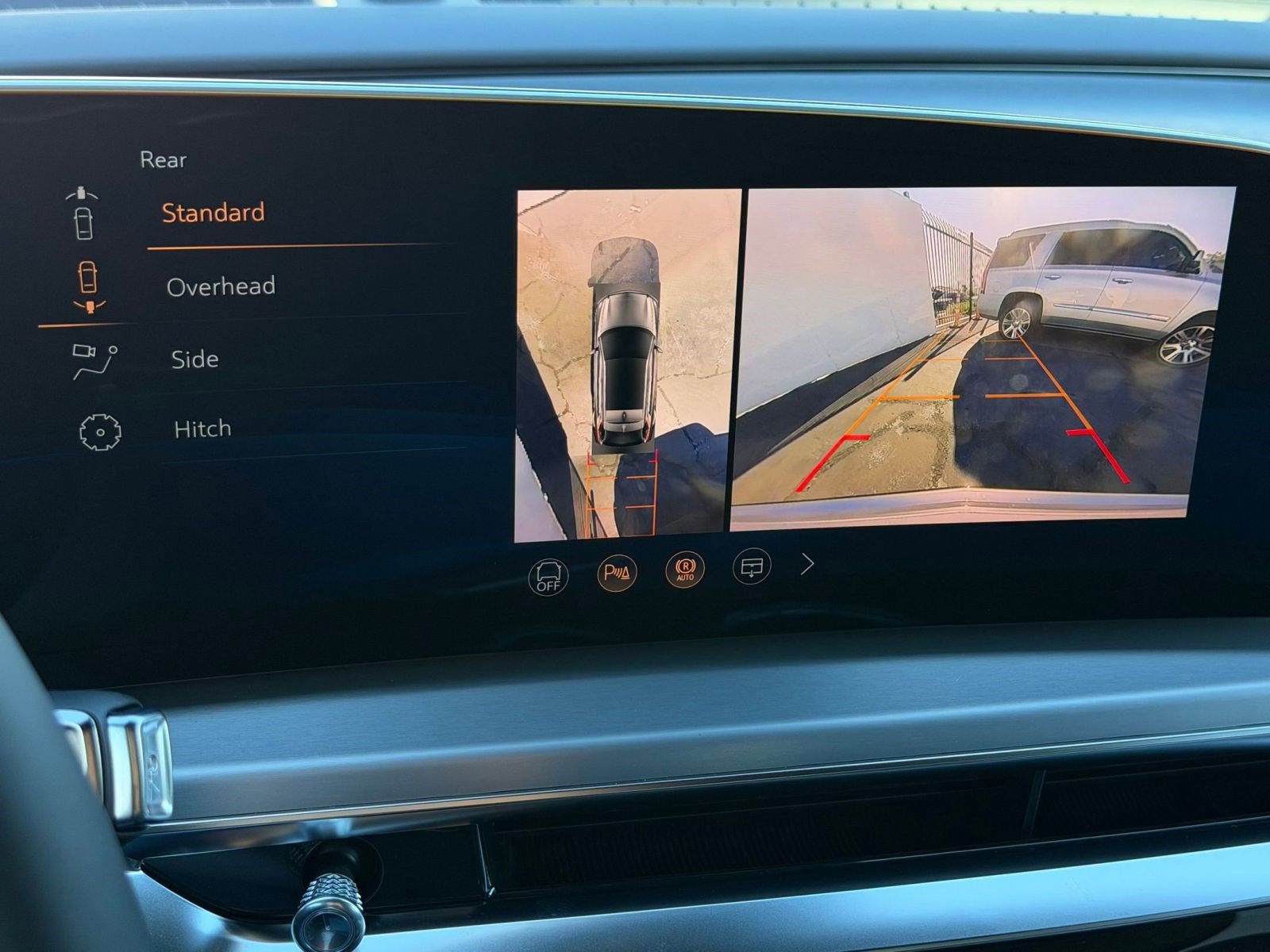 New 2026 Cadillac Lyriq Luxury image 26