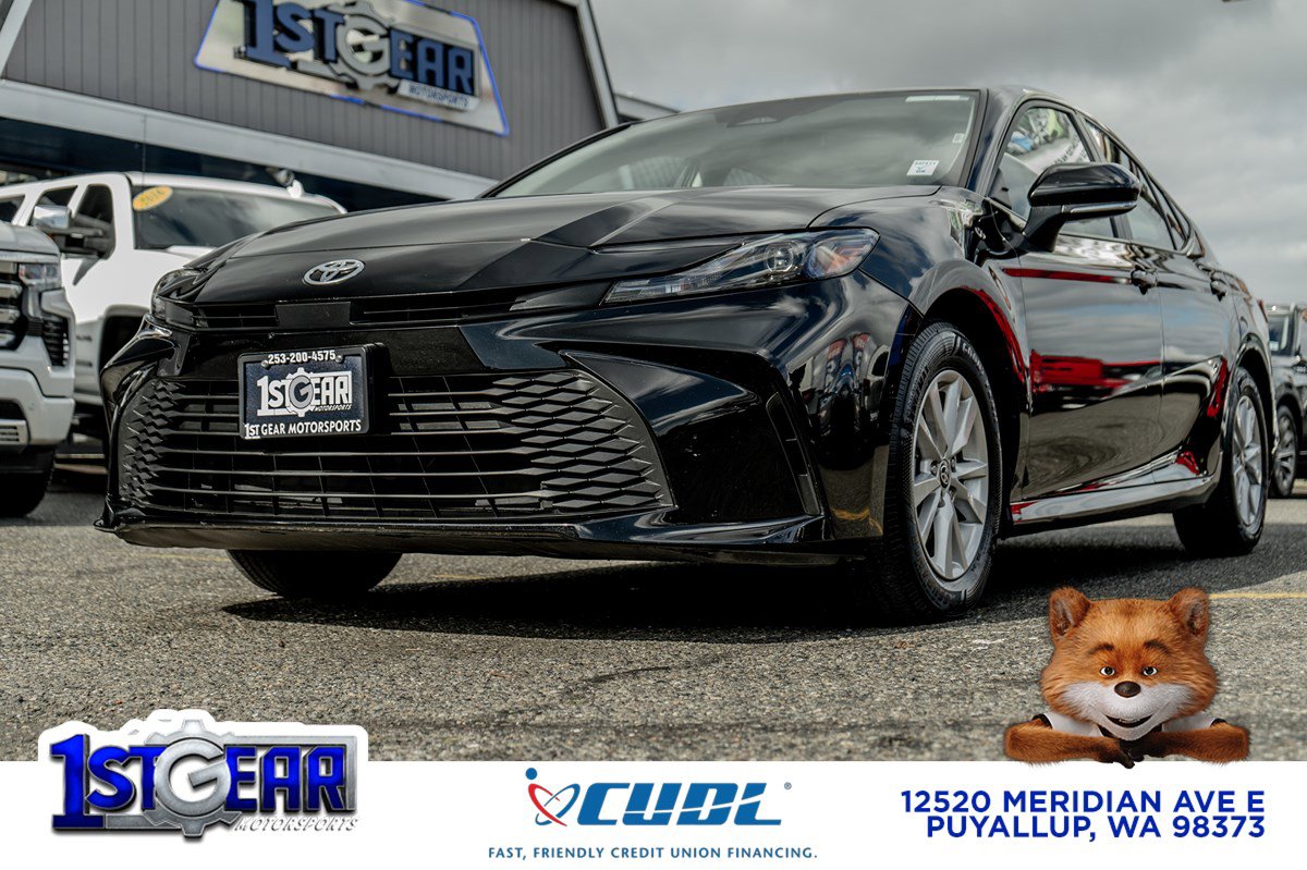 Used 2025 Toyota Camry LE