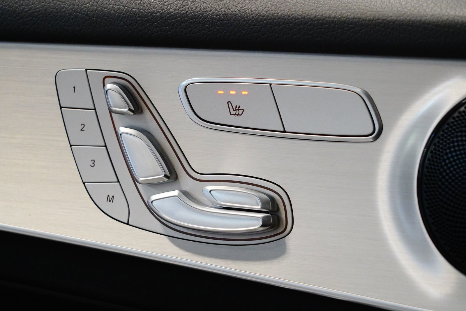 Certified 2021 Mercedes-Benz GLC 300 4MATIC image 28