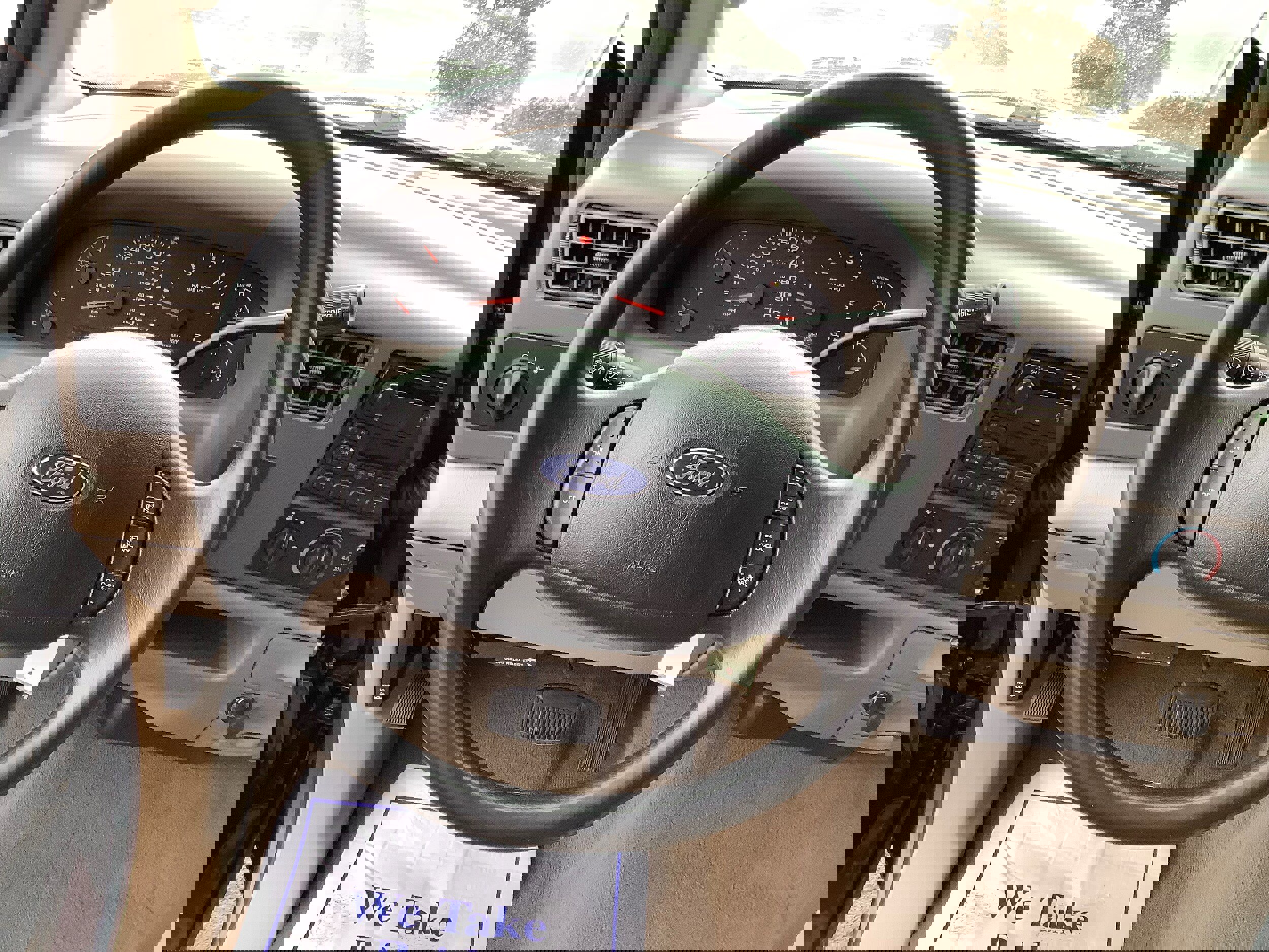 Used 2004 Ford F250 XLT image 10