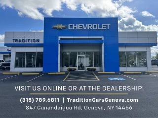Used 2025 Chevrolet Traverse LT FWD image 12