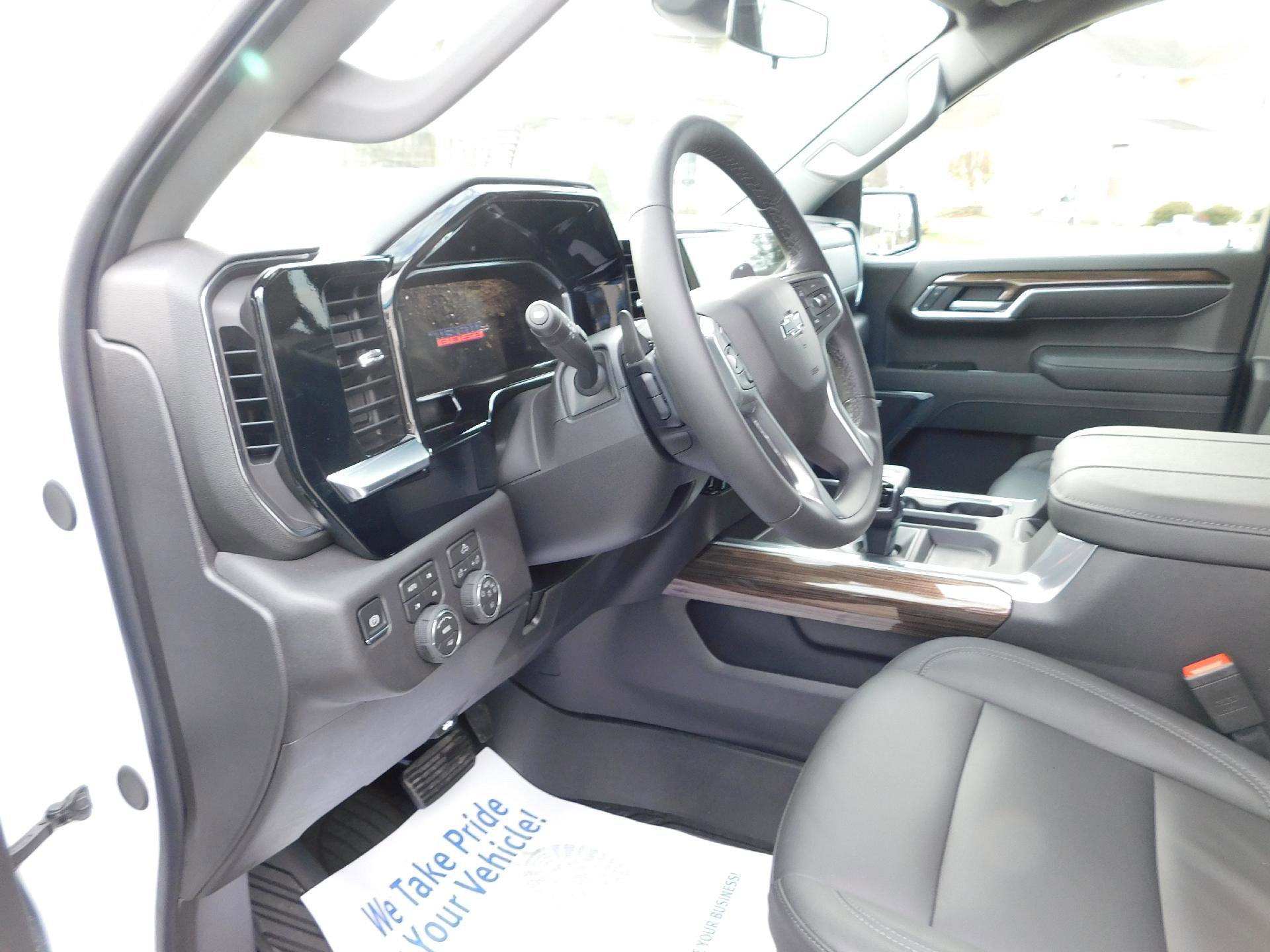 New 2026 Chevrolet Silverado 1500 LT Trail Boss w/ Convenience Package II image 28