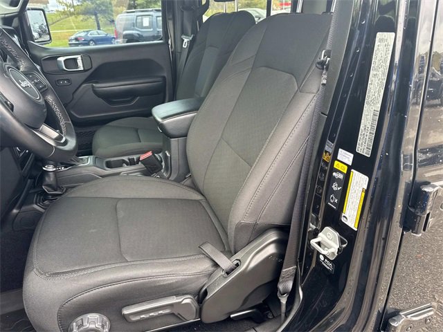 Used 2022 Jeep Gladiator Sport image 29