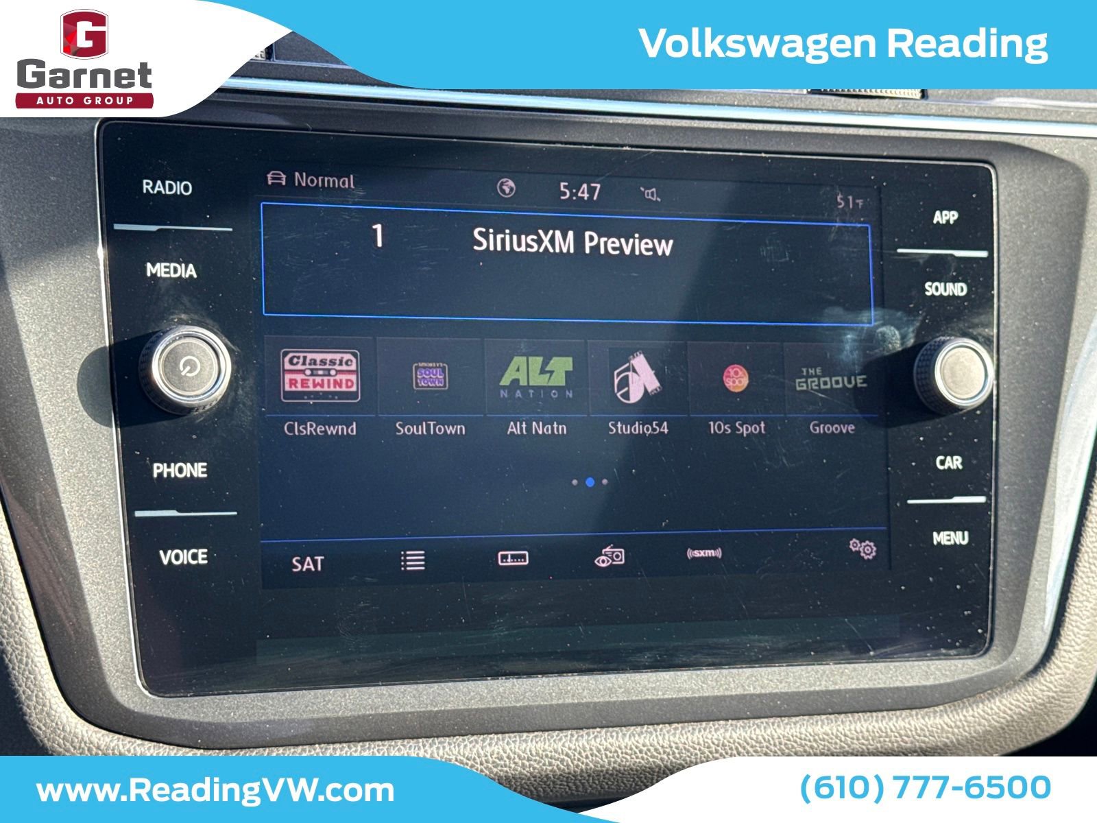 Used 2020 Volkswagen Tiguan SE R-Line image 25