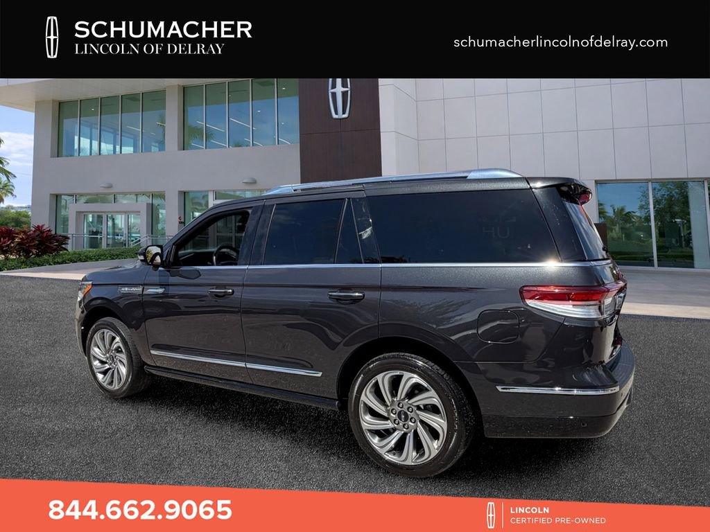 Used 2022 Lincoln Navigator Reserve RWD image 5