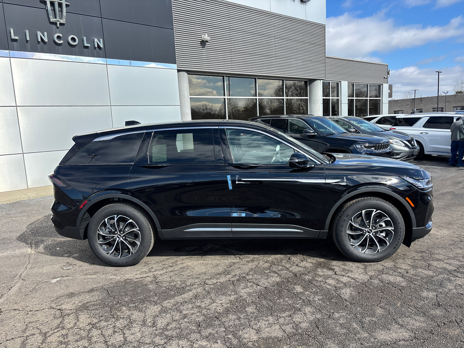 New 2026 Lincoln Nautilus Premier w/ Equipment Group 102A AWD/4WD image 8