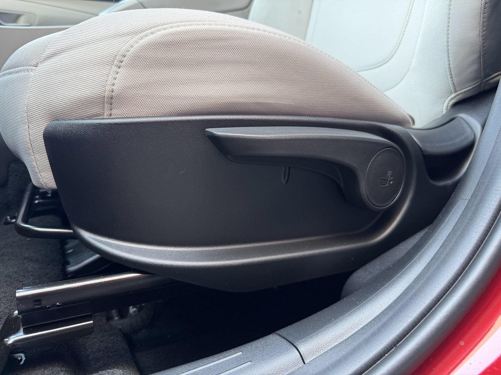 Certified 2026 Hyundai Tucson SE FWD image 23