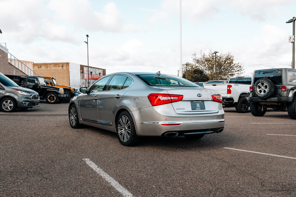 Used 2014 Kia Cadenza Premium FWD image 5