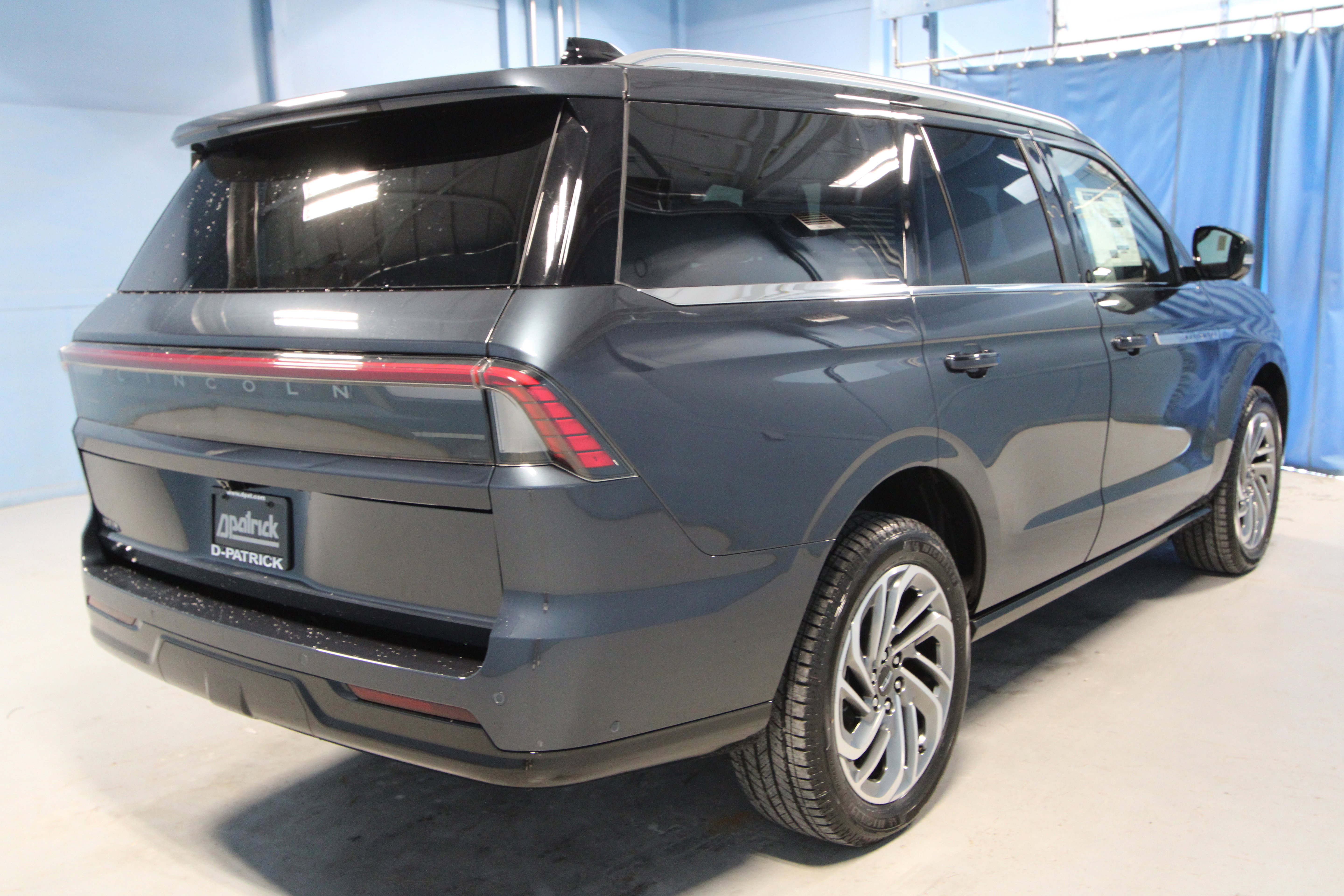 New 2025 Lincoln Navigator Reserve image 37