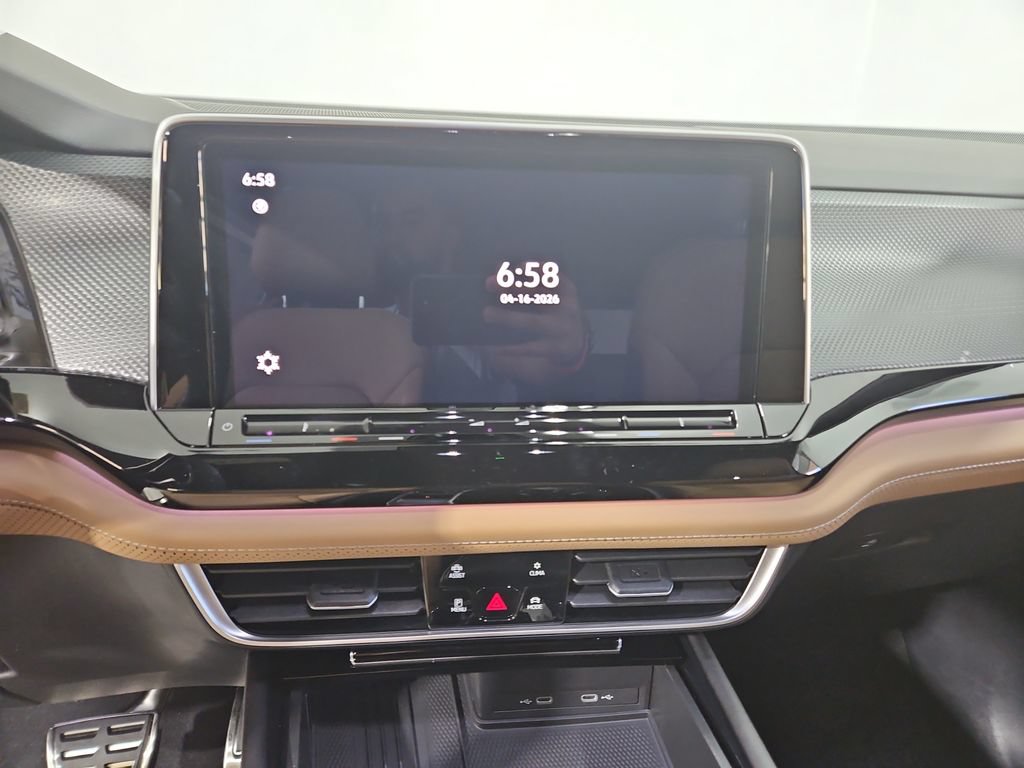 New 2026 Volkswagen Atlas Cross Sport SEL R-Line AWD/4WD image 18