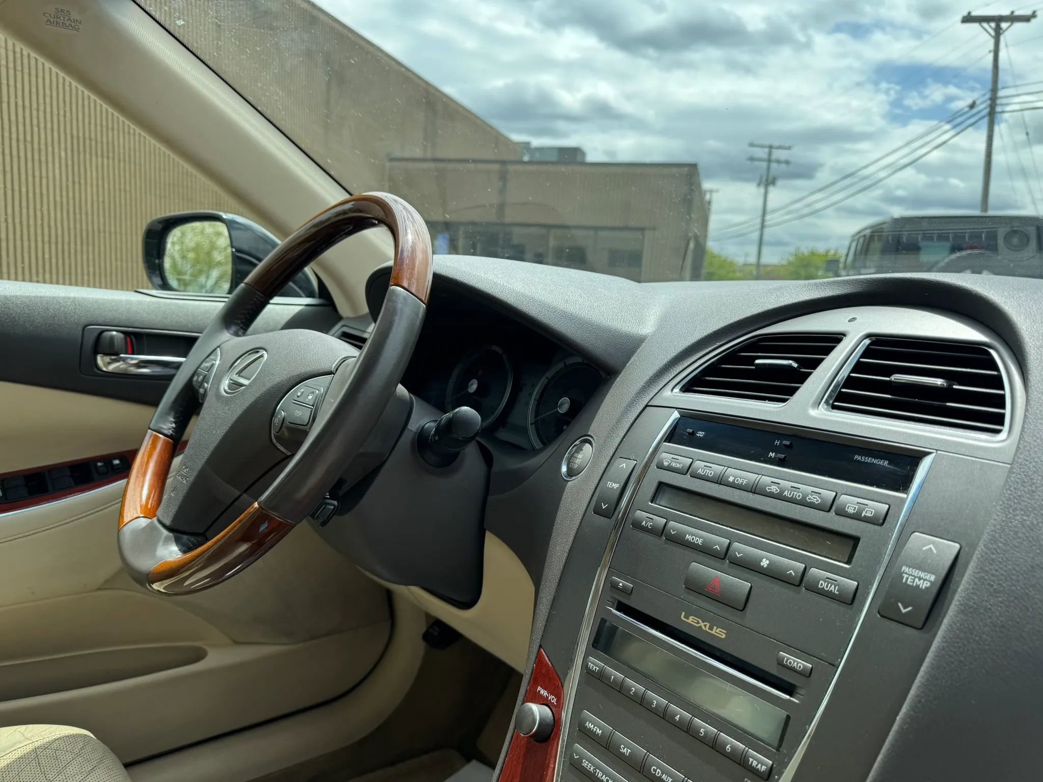 Used 2011 Lexus ES 350 FWD image 27