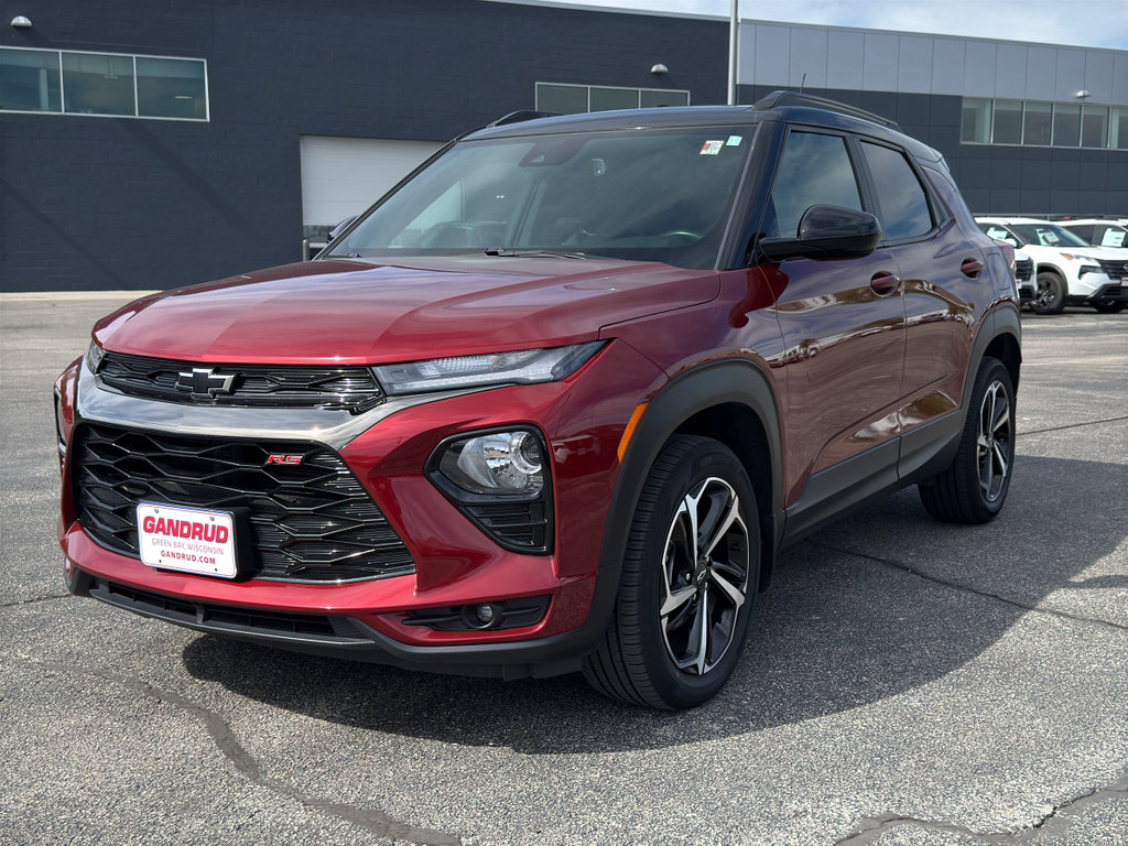 Certified 2022 Chevrolet TrailBlazer RS w/ Sun and Liftgate Package AWD/4WD image 2