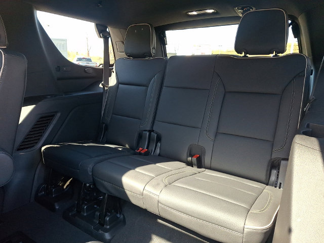 Used 2026 Chevrolet Tahoe Premier AWD/4WD image 17