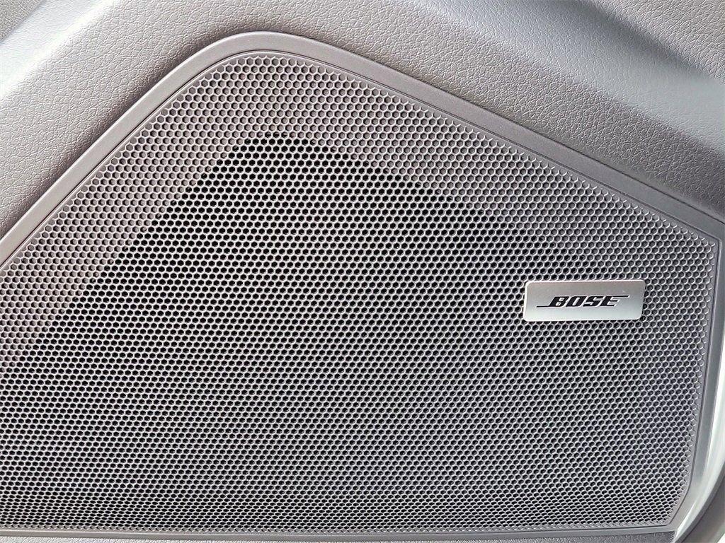 Certified 2025 Porsche Cayenne E-Hybrid image 28