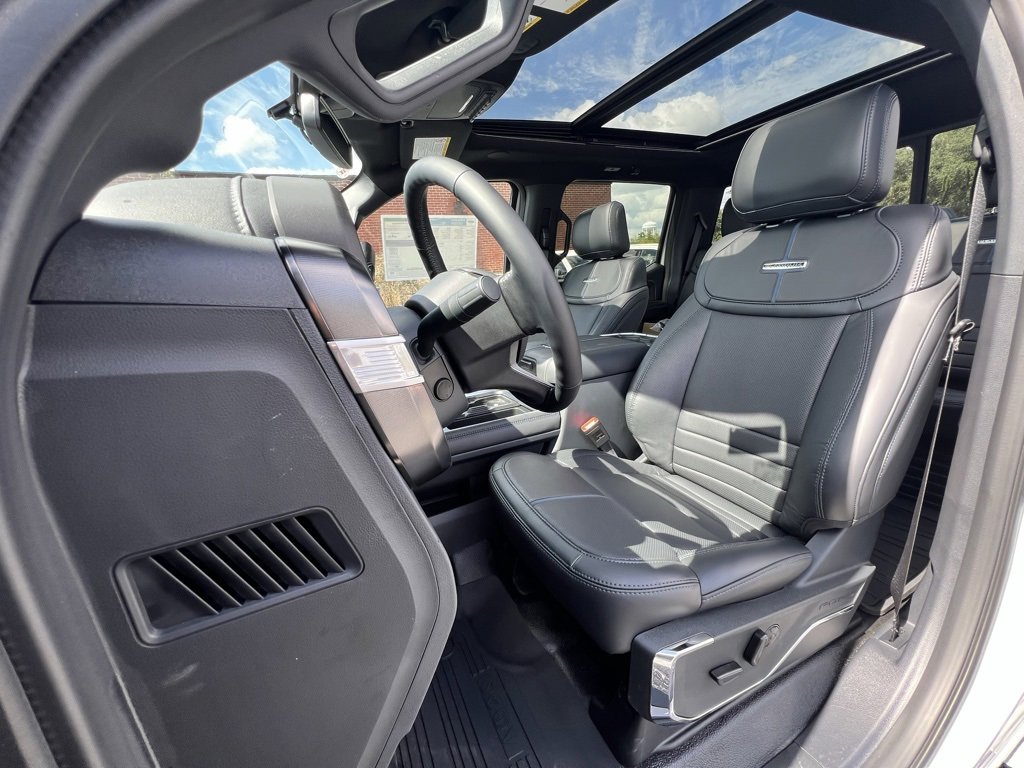 New 2026 Ford F250 Platinum image 12