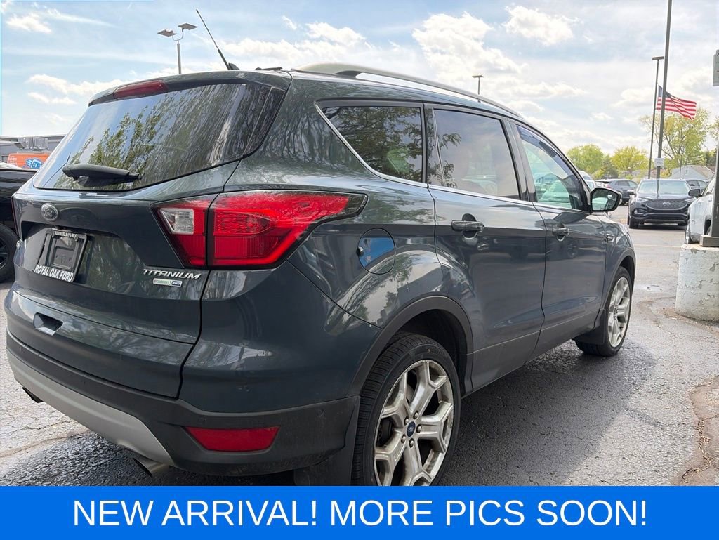 Certified 2019 Ford Escape Titanium AWD/4WD image 5