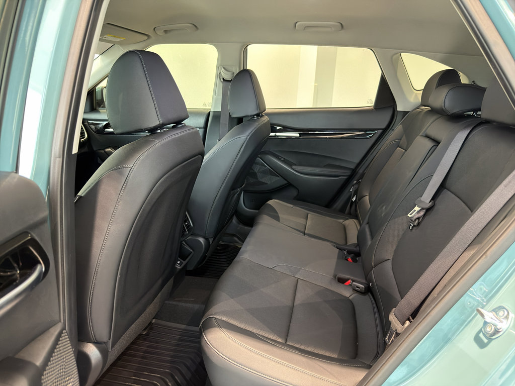 Used 2025 Kia Seltos EX image 18