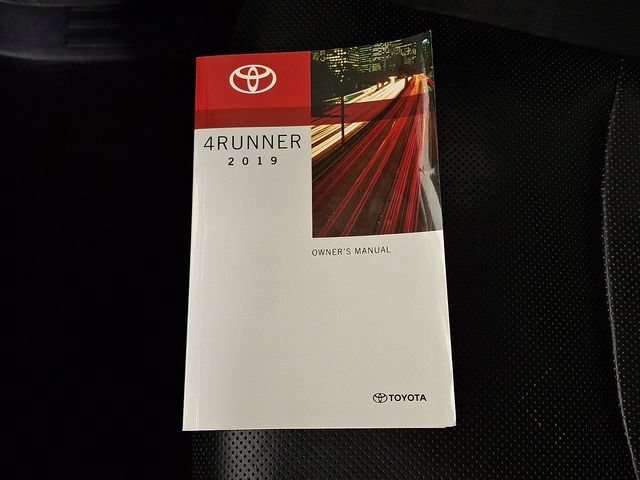 Used 2019 Toyota 4Runner Limited AWD/4WD image 27