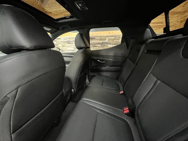Used 2024 Hyundai Santa Cruz Night AWD/4WD image 33