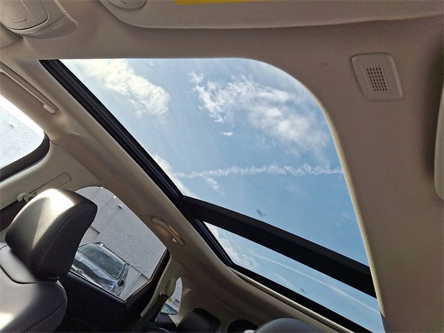 Used 2021 Ford Edge SEL w/ Convenience Package image 14