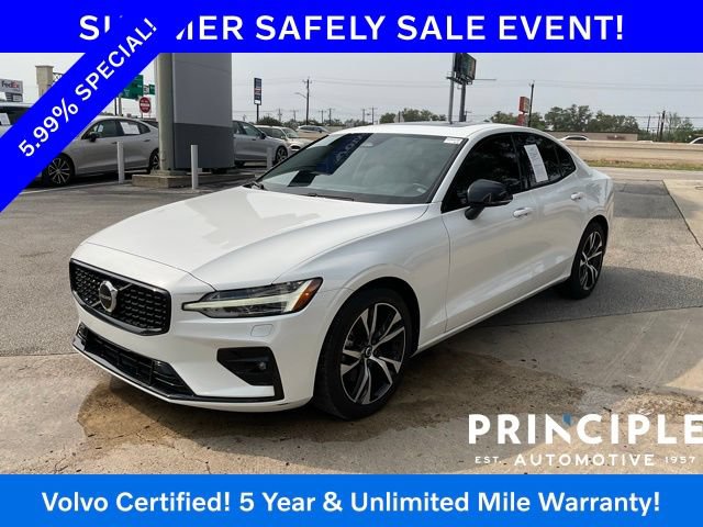 Certified 2025 Volvo S60 B5 Core AWD/4WD image 5