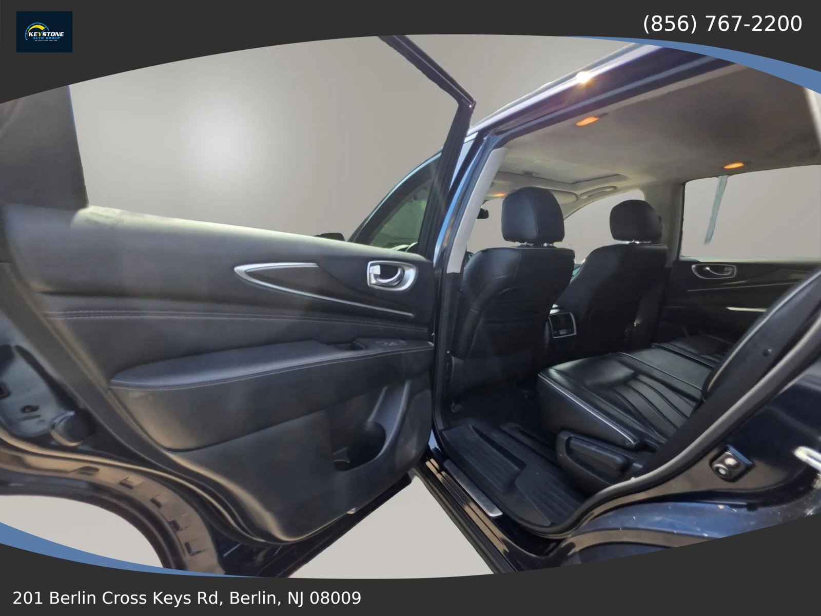 Used 2016 INFINITI QX60 Luxe w/ Premium Plus Package AWD/4WD image 24