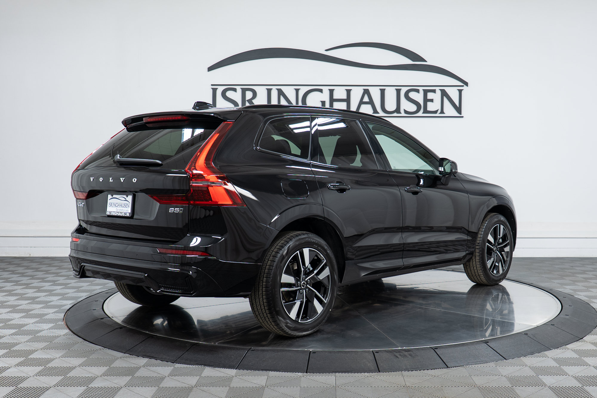 New 2026 Volvo XC60 B5 Core w/ Climate Package AWD/4WD image 5