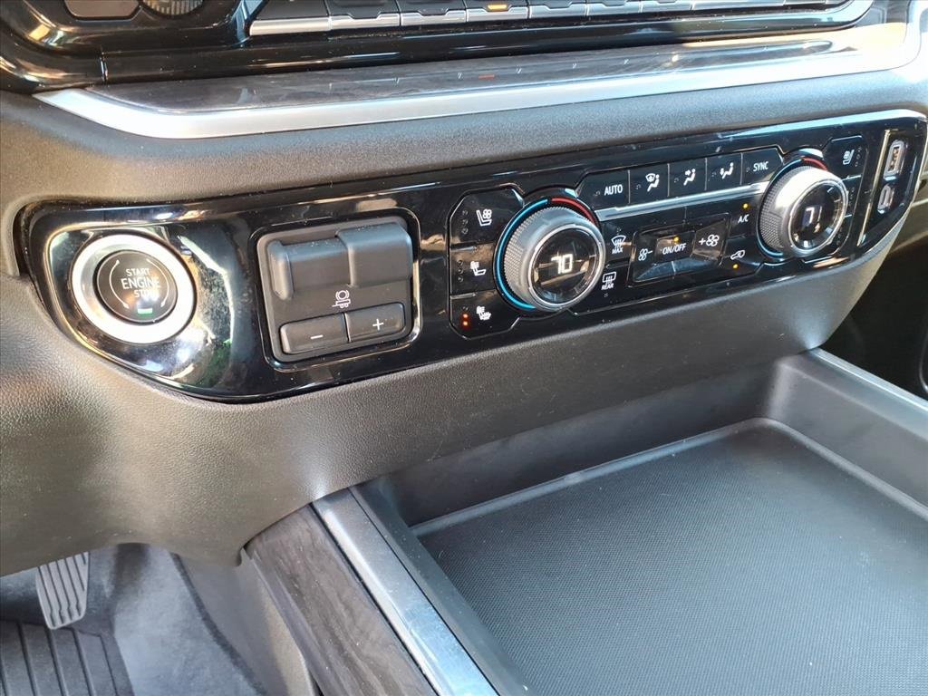 Used 2024 Chevrolet Silverado 2500 LTZ w/ LTZ Convenience Package image 27