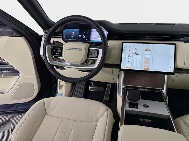 New 2026 Land Rover Range Rover SE image 25