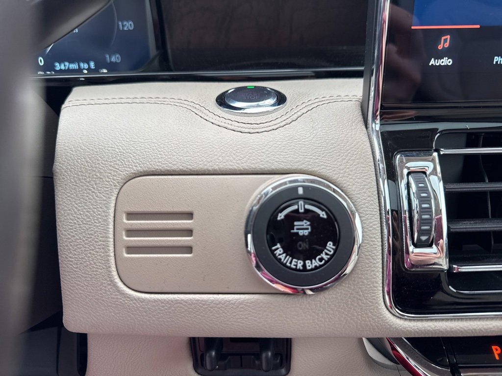 Used 2022 Lincoln Navigator L Reserve image 25