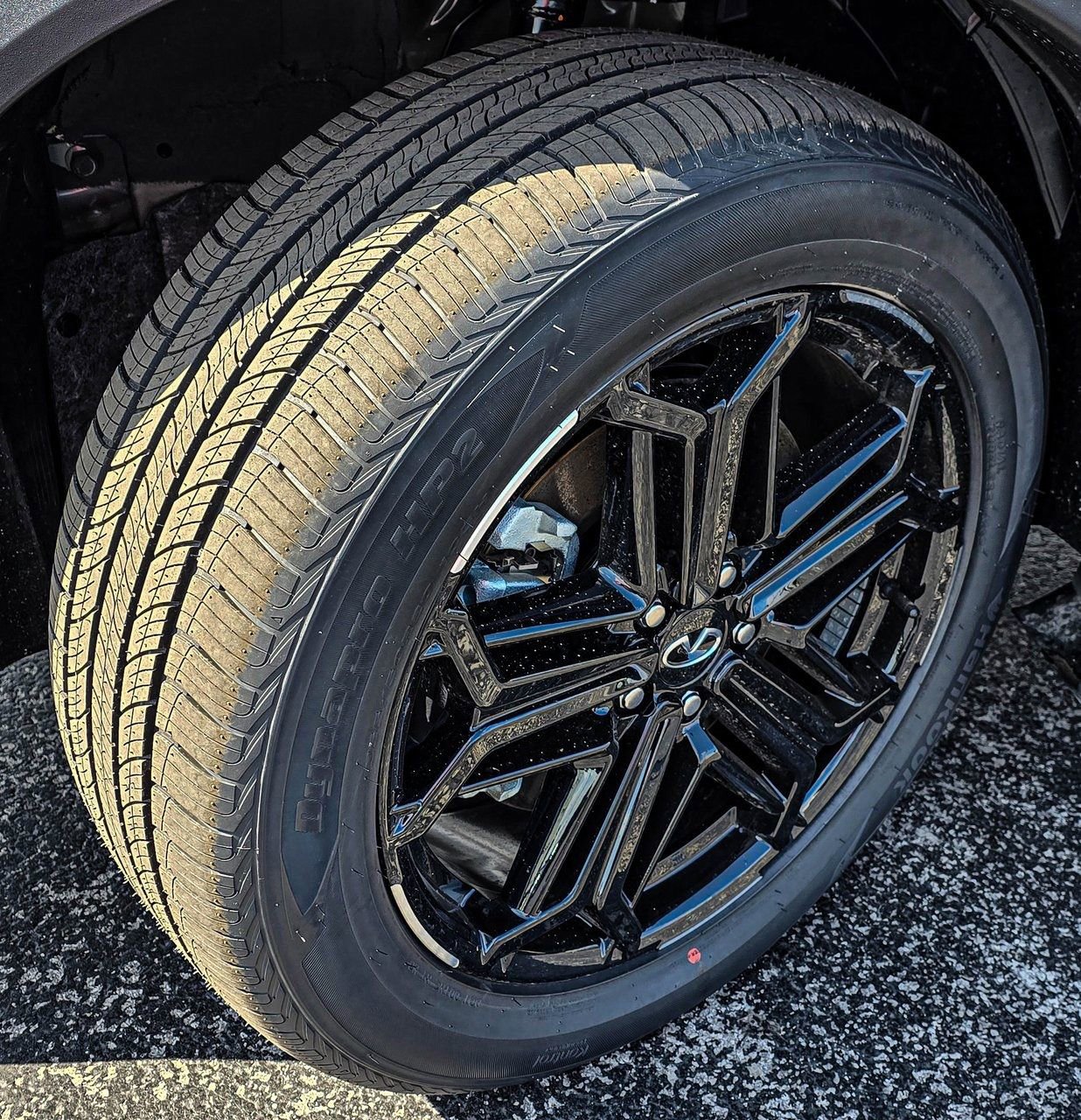 New 2026 INFINITI QX60 Sport image 8