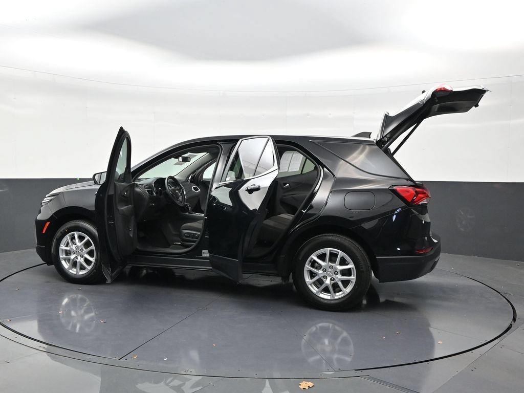 Used 2024 Chevrolet Equinox LT FWD image 31