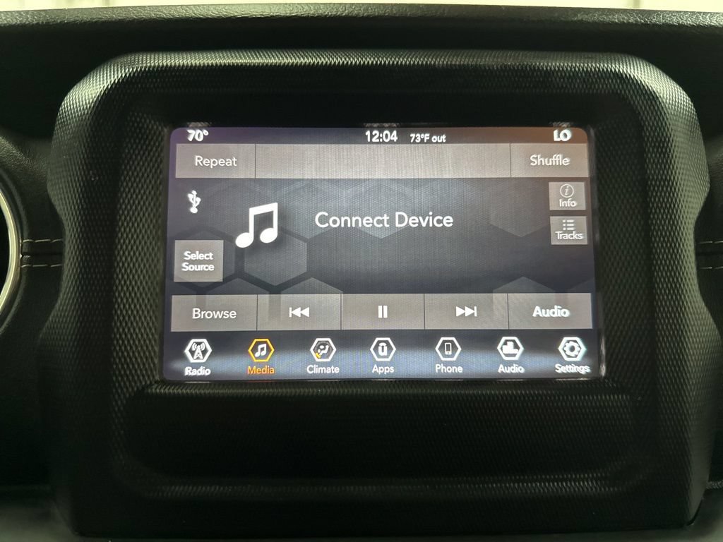 Used 2018 Jeep Wrangler Unlimited Sahara AWD/4WD image 26
