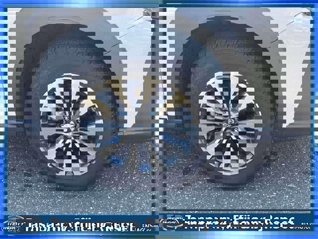 Used 2023 Subaru Outback Limited image 9