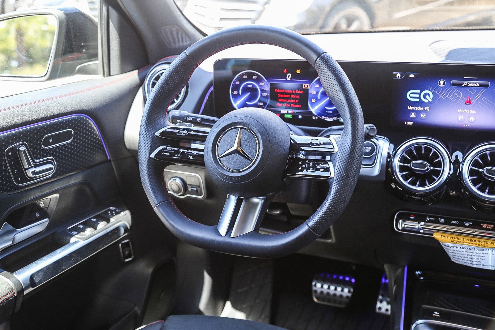 Used 2024 Mercedes-Benz EQB 300 4MATIC image 13