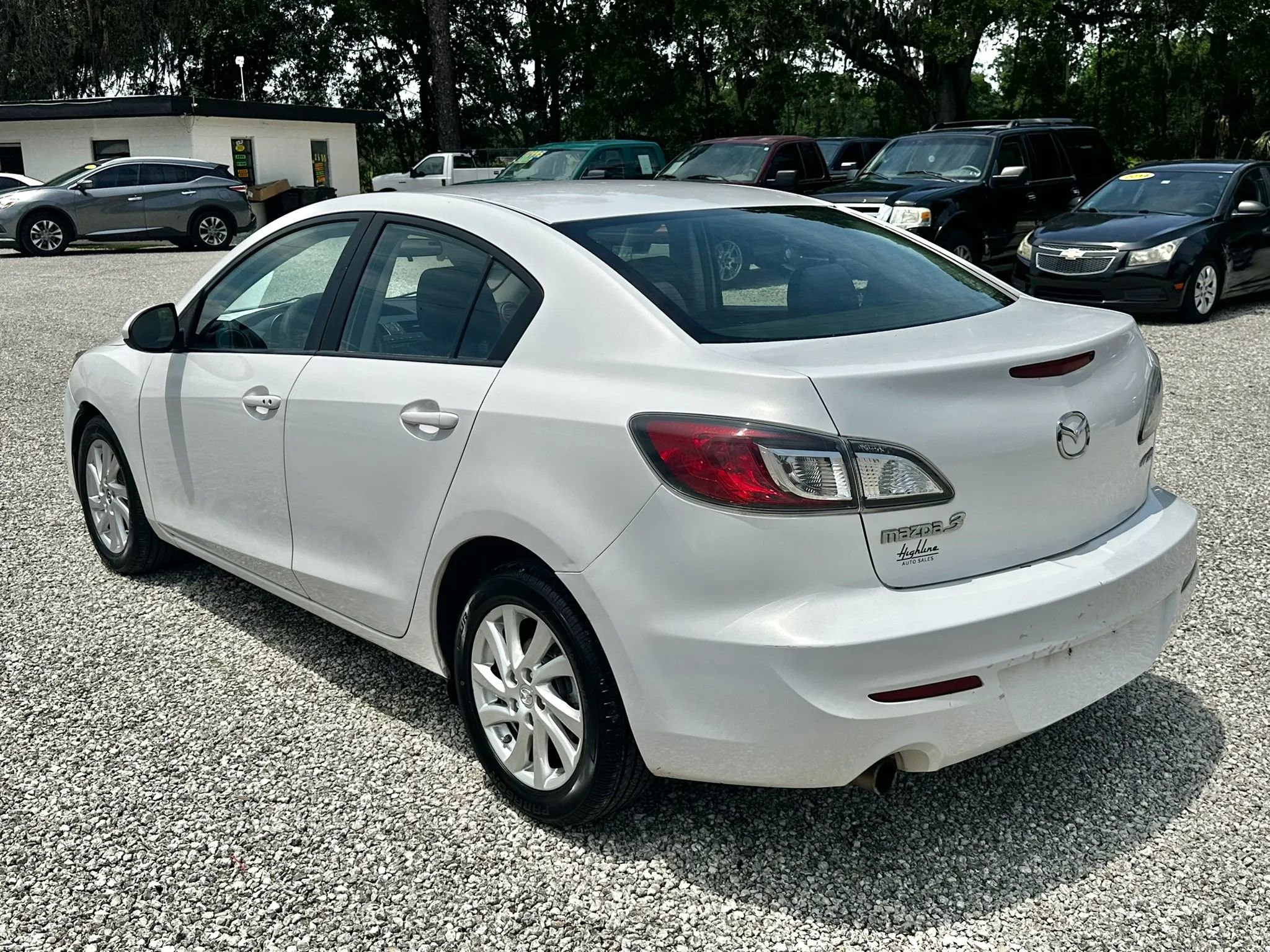 Used 2013 MAZDA MAZDA3 i Touring FWD image 5