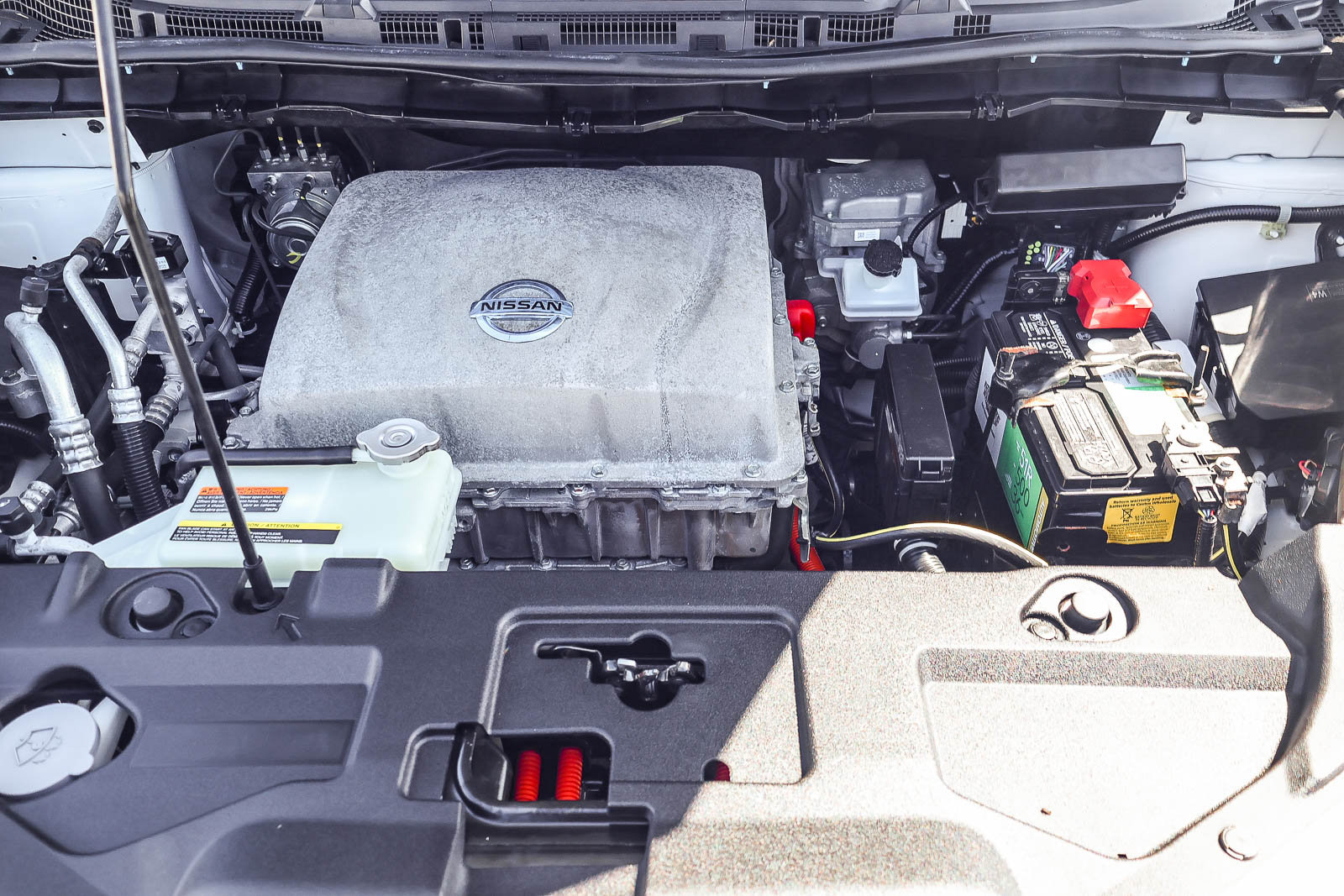 Used 2013 Nissan Leaf SV w/ LED & Quick Charge Pkg FWD image 22