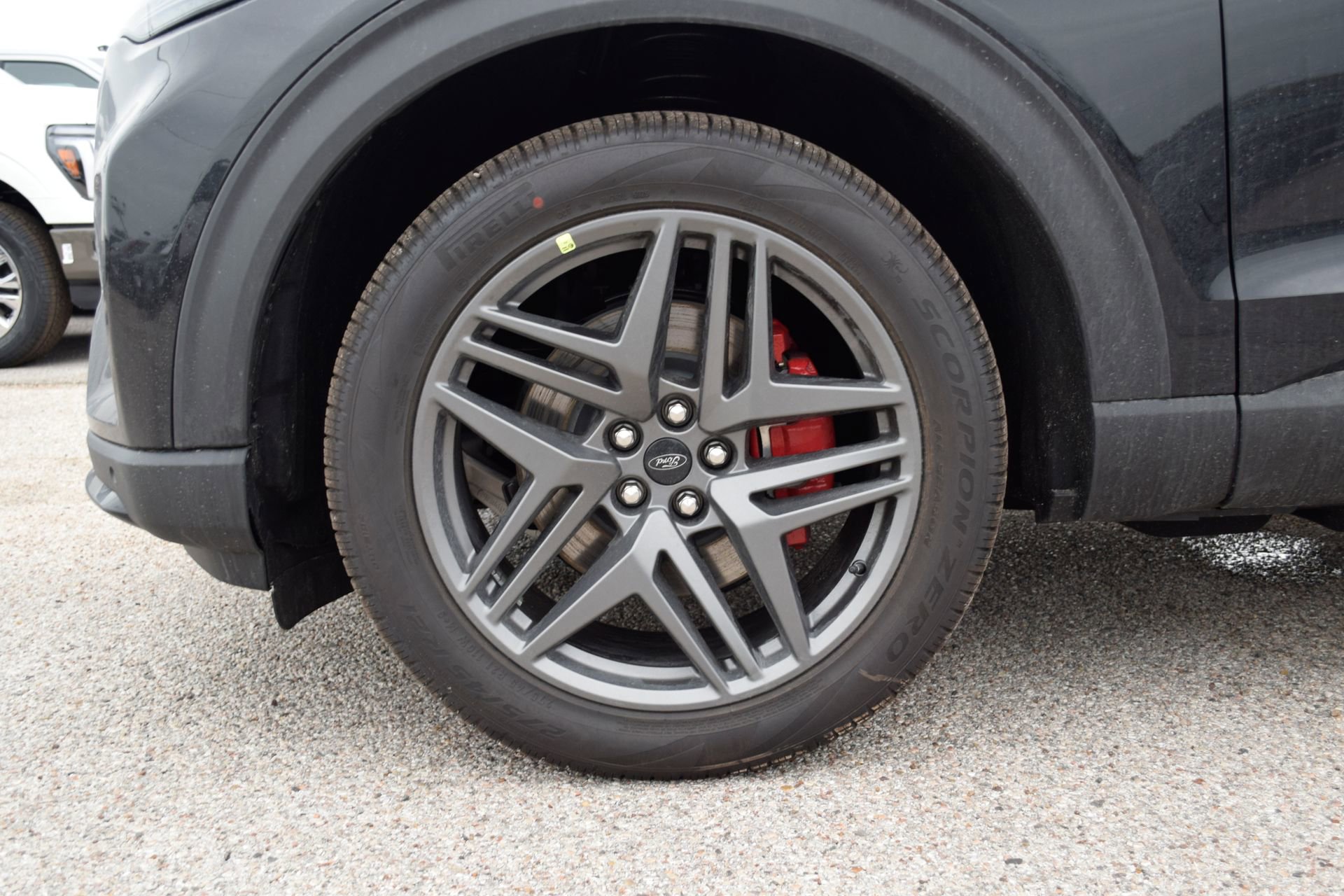 New 2026 Ford Explorer ST-Line w/ ST-Line Street Pack image 27