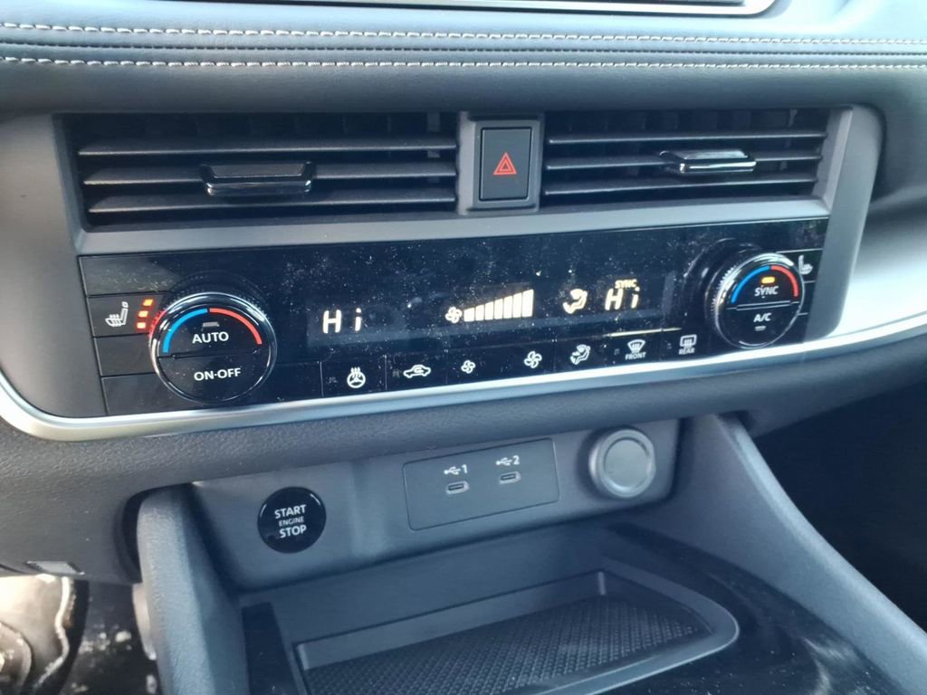 New 2026 Nissan Rogue SV image 12