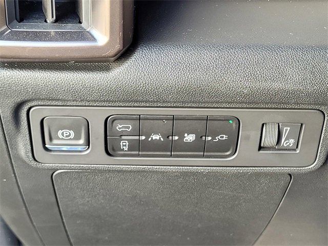 Used 2024 GMC Hummer EV 2X image 21