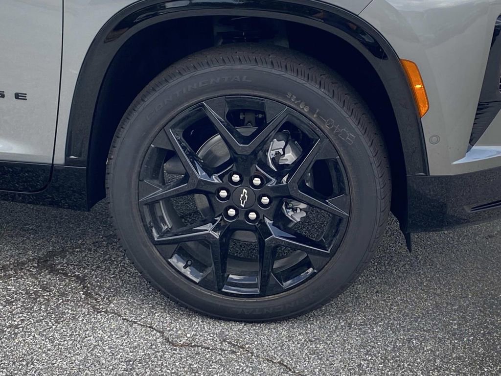 New 2026 Chevrolet Traverse RS image 9
